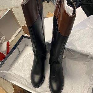 Brand new- Karen Scott boots